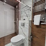 Brossa Apartments, 24h Self Check In, Klima, Aircond شقة