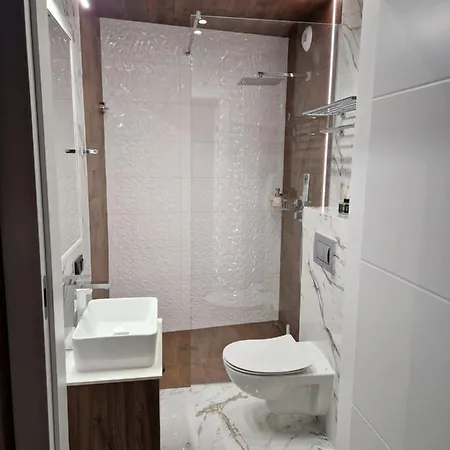Brossa Apartments, 24h Self Check In, Klima, Aircond Appartement *