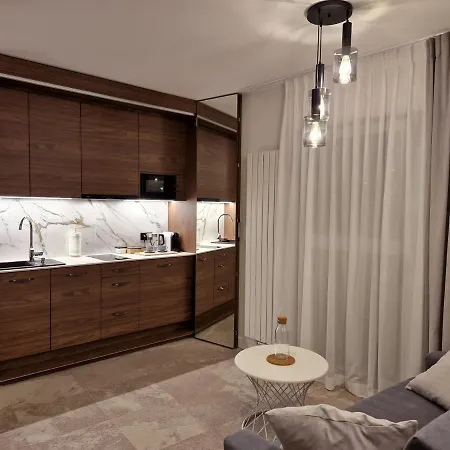 Brossa Apartments, 24h Self Check In, Klima, Aircond Apartment