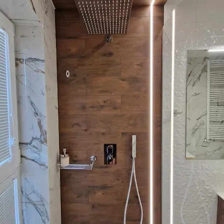 Apartment Brossa Apartments, 24h Self Check In, Klima, Aircond