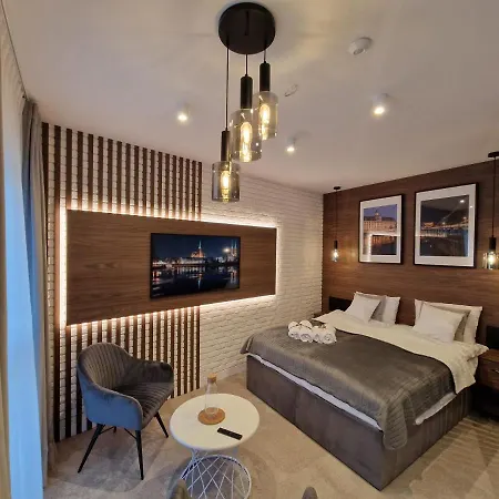 Brossa Apartments, 24h Self Check In, Klima, Aircond Apartment