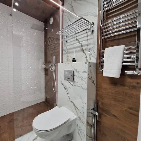 Brossa Apartments, 24h Self Check In, Klima, Aircond Apartment