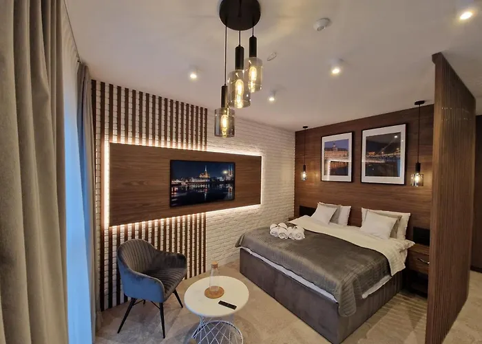 Brossa Apartments, 24h Self Check In, Klima, Aircond Apartment