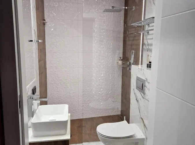 Brossa Apartments, 24h Self Check In, Klima, Aircond Apartment *