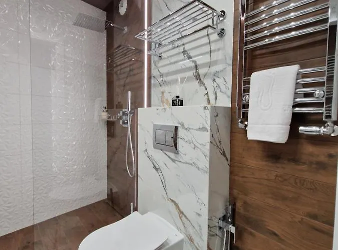 Brossa Apartments, 24h Self Check In, Klima, Aircond Apartment