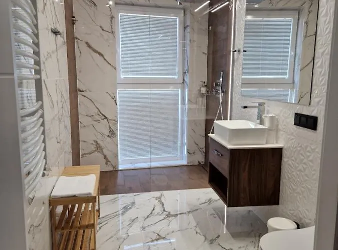 Brossa Apartments, 24h Self Check In, Klima, Aircond Apartment